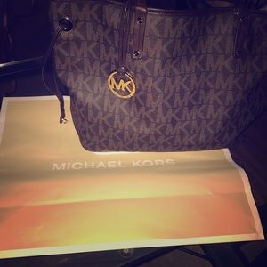 Michael Kors purse